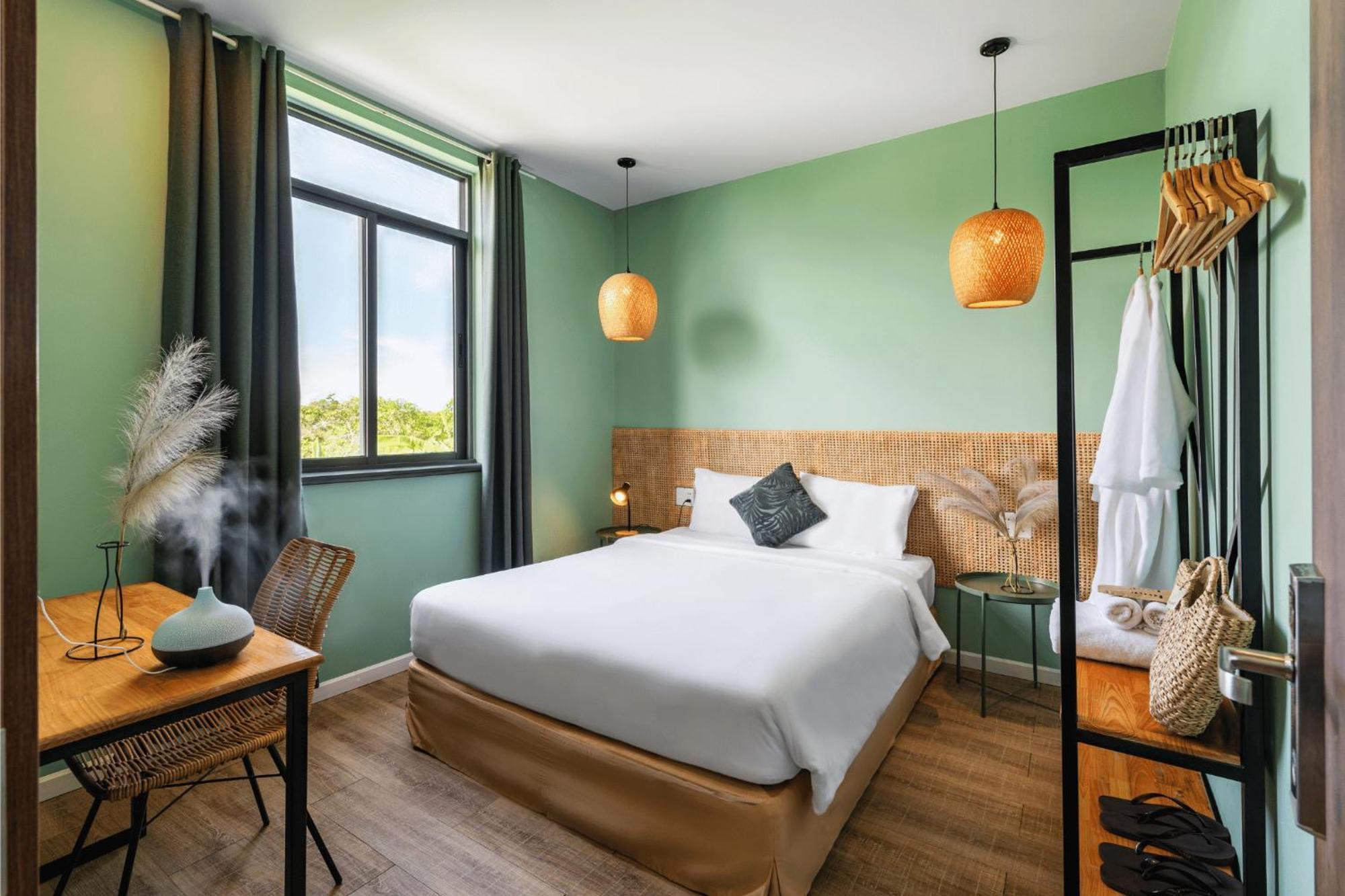 Leaf Hotel Дуонг-Донг Экстерьер фото
