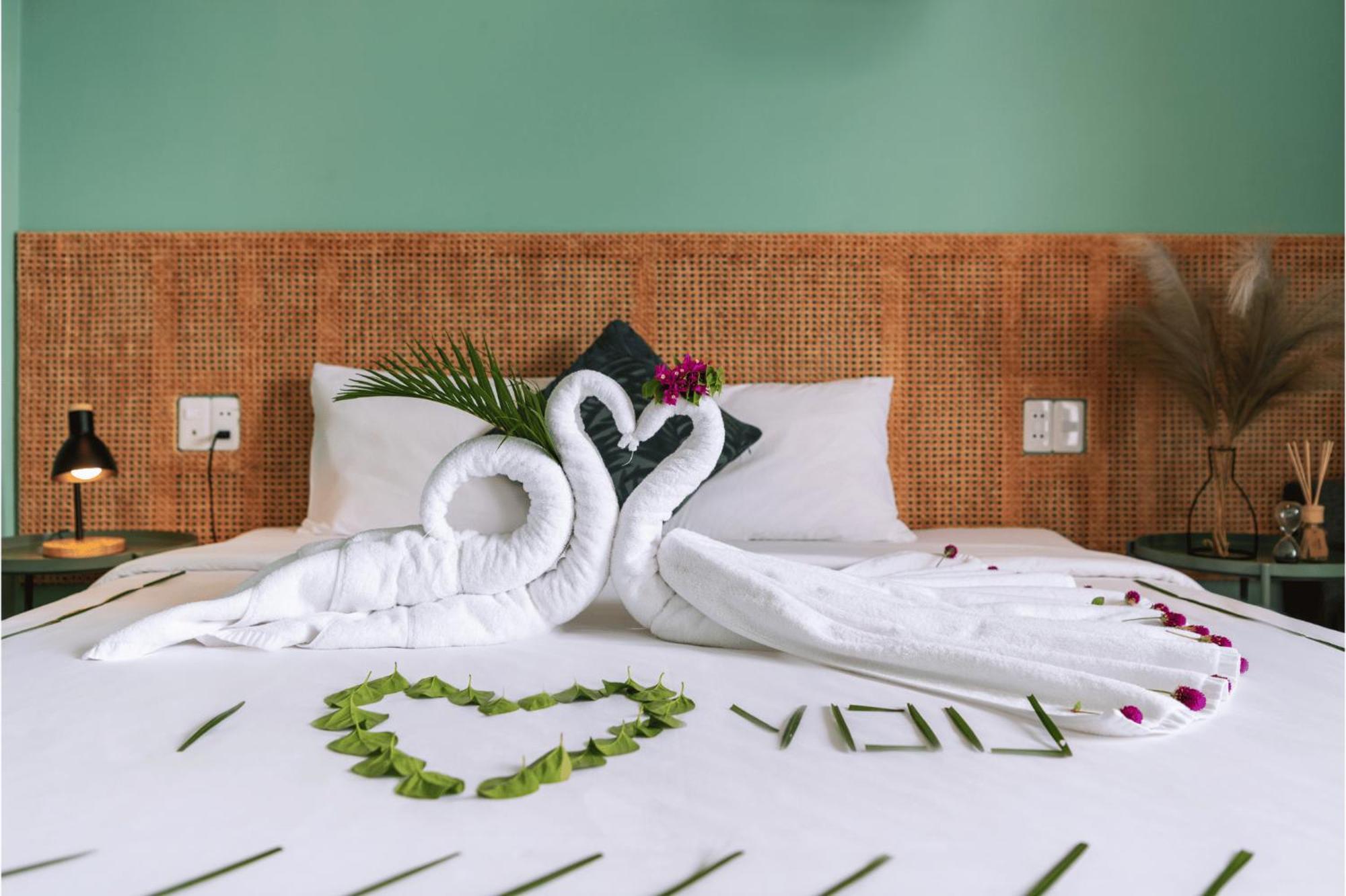 Leaf Hotel Дуонг-Донг Экстерьер фото
